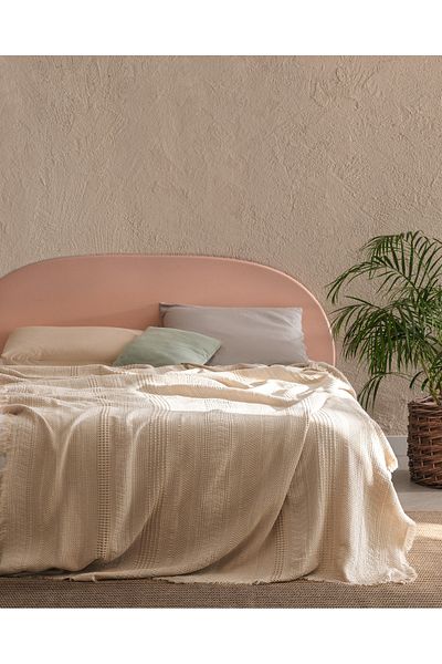 Madame Coco Lucille Double Bedspread - Comfortable and Stylish Design