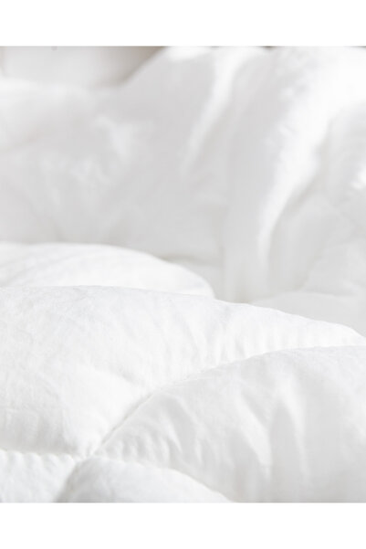 Madame Coco Odette King Size Bamboo Quilt - Comfortable and Stylish Design