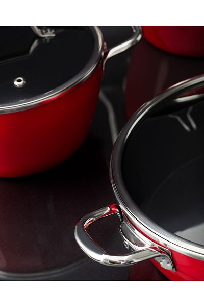 Madame Coco Titanium Enamel - Comfortable Cookware Set