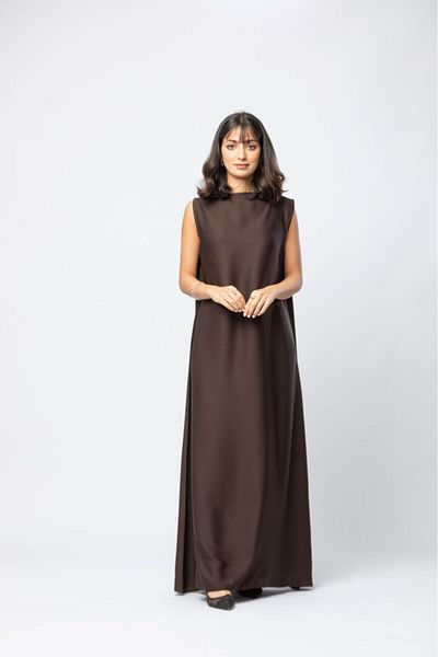outline Brown dress under the abaya with blackberry fabric