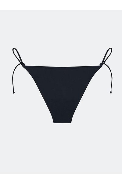 LC Waikiki LCW DREAM Γυναικείο πάτο μπικίνι με λεπτομέρεια με ίσιο κορδόνι