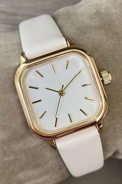 Leerybee Gold Color Case Leather Cord White Gold Fashion Trend Women's Wristwatch Gift for Mother Sister Lover