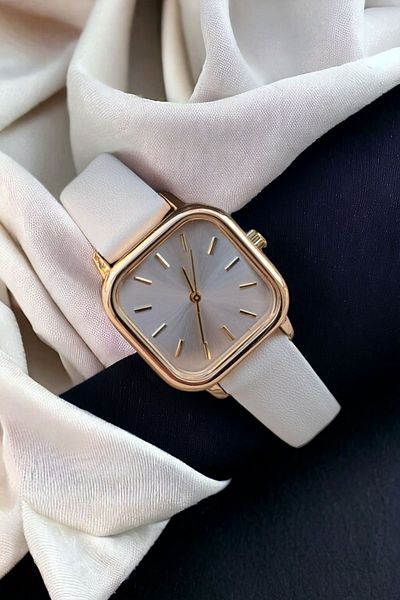 Leerybee Elegant Women Wristwatch Case Square Dial White Leather Band Minimal Gift Boxed Birthday