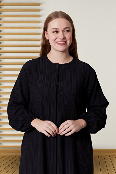 Ferace Women's Plus Size Seersucker Two-Piece Suit