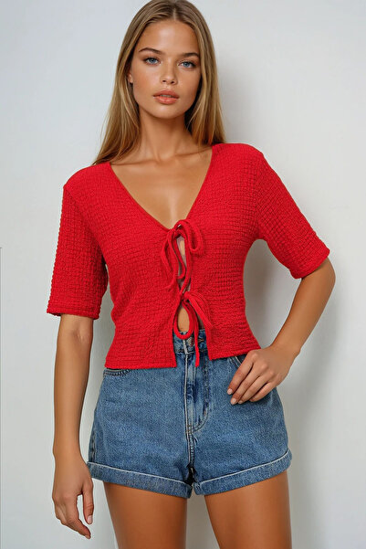 VAGGON Kadın Kırmızı Önden Bağlamalı Kısa Kol Gofre Yazlık Bluz Prmx13580