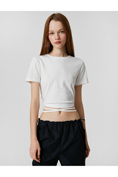 Koton Crop tričko s detailem kravaty Crew Neck Krátký rukáv