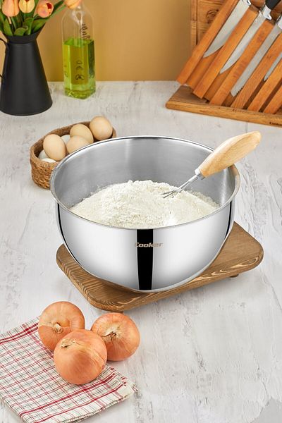 Cooker 28 cm 8 L Stainless Steel Mixing Bowl – Large Volume, Durable and Stylish Design!