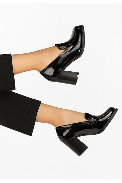 B T Shoes Mocasini cu toc Odesia negri