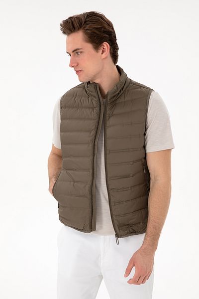 U.S. Polo Assn. Men's Green Vest 50299395 -Vr054