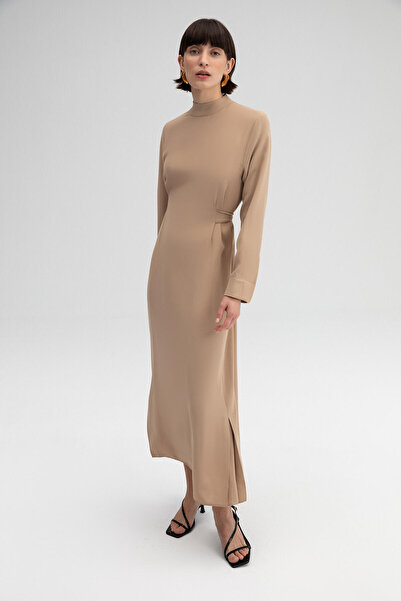 Touché Privé Beli Kemerli Krep Elbise