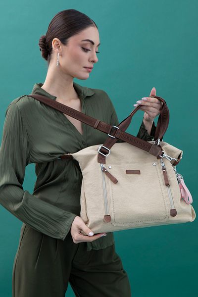 Matthew Cox Beige Women's Crossbody Bag Byn2370