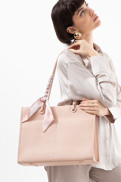 Matthew Cox Pink Women's Shoulder Bag Byn2363