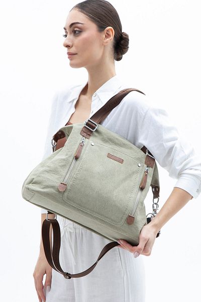 Matthew Cox Green Women's Crossbody Bag Byn2370