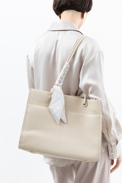 Matthew Cox Beige Women's Shoulder Bag Byn2363