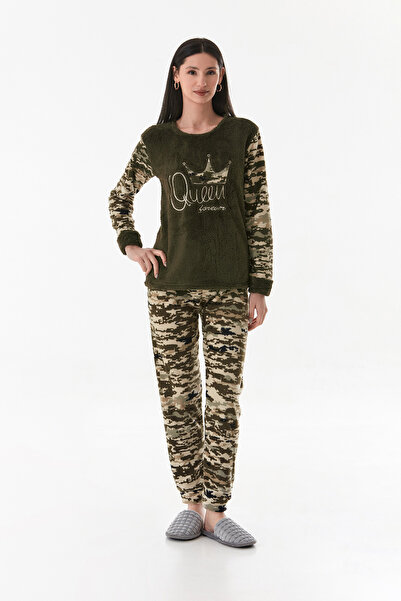 Fulla Moda Queen Text Embroidered Camouflage Fleece Pajama Set