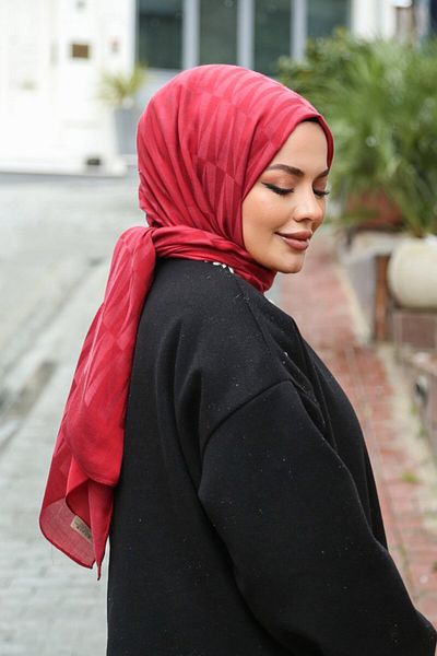 Armine Şal Lyon 3 - Set de tendinţe