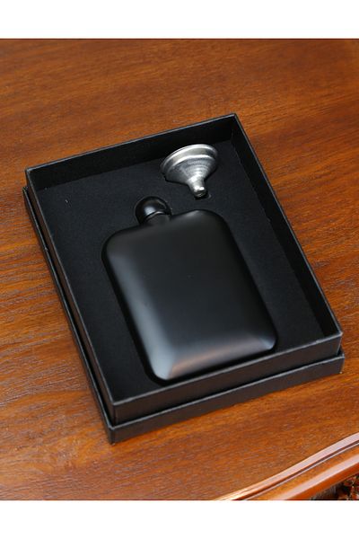 imsaconcept Black Metal Flask Set with Funnel
