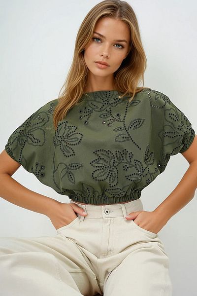 VAGGON Γυναικεία μπλούζα με φαρδύ γιακά χακί GuipurePremium Crop Woven