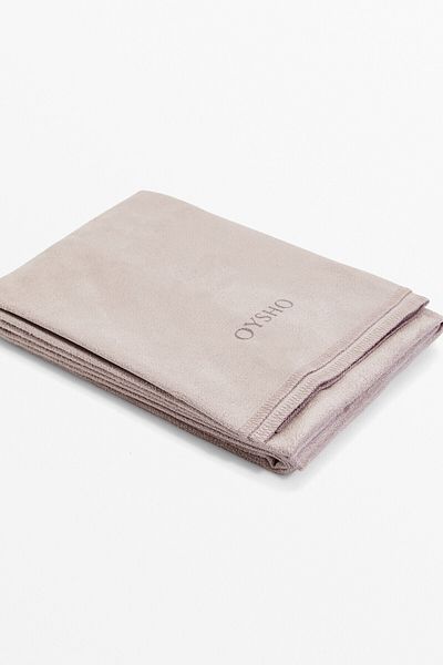 Oysho Adjustable mat towel
