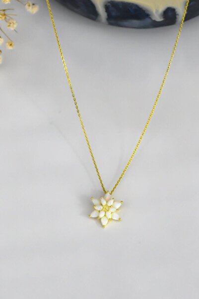 Papatya Silver 925 Ayar Altın Kaplama Kadın Beyaz Opal Taşlı Lotus Çiçeği Güm...