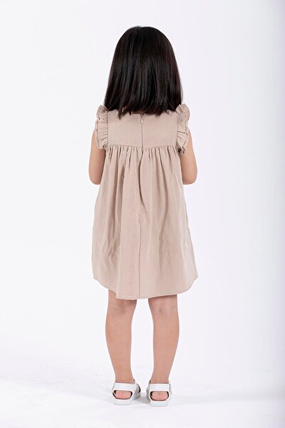 zepkids Κοριτσίστικο φόρεμα με λαιμόκοψη με βολάν ώμους σε μπεζ χρώμα