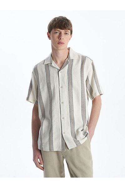 LC Waikiki Ανδρικό πουκάμισο με κοντό μανίκι LCW Regular Fit