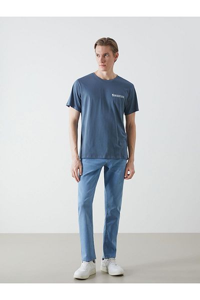 LC Waikiki Tricou pentru bărbați din bumbac pieptănat cu mânecă scurtă cu decolteu LCW