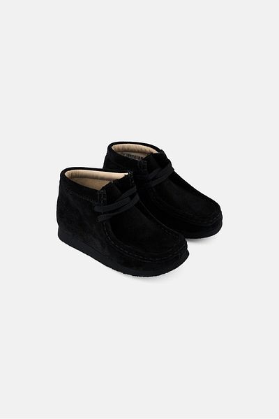 CLARKS Toddlers Boy Standard Wallabee Lace Up Boots, Black