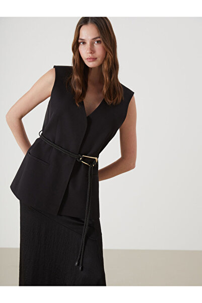 LC Waikiki سترة نسائية كلاسيكية سوداء بياقة على شكل V من GÜLİS STORE