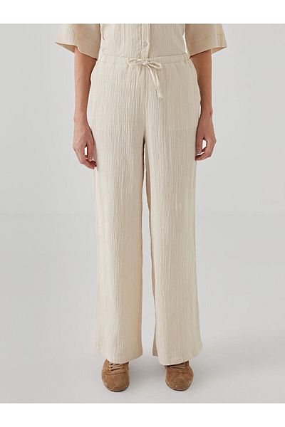 LC Waikiki Elastic Waist Textured Women's Trousers