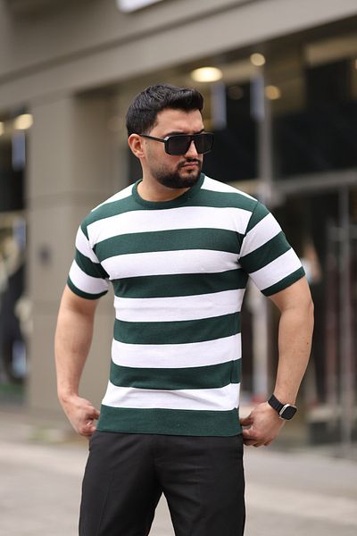 Trendseninle Tricou verde cu dungi cu gât crew