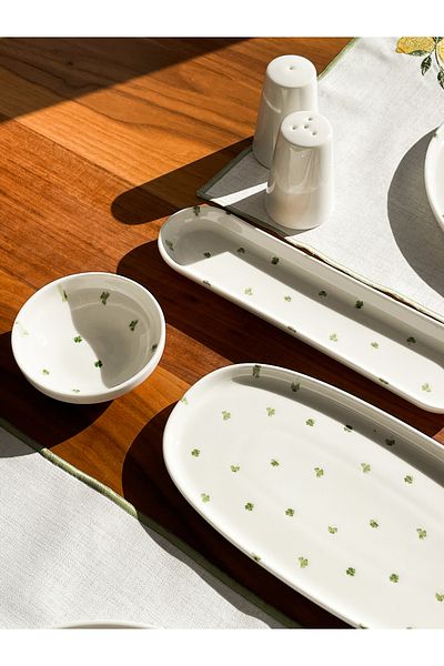 LOZA HOME Clover 28 Piece Breakfast Set for 6 Persons