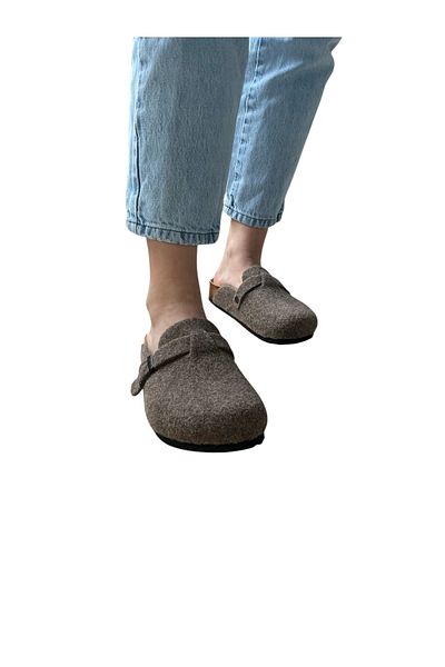 COMFORT OF PANTOFOLE Καφέ χειμωνιάτικες τσόχες παντόφλες