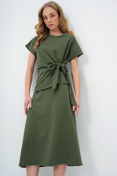 Trend Alaçatı Stili Women's Khaki Crew Neck Draped Detailed Blouse and Flared Skirt Suit Alc-X13479