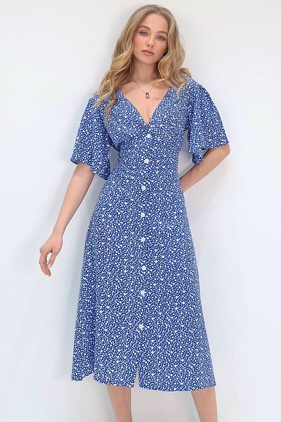 Trend Alaçatı Stili Rochie de damă, albastră, cu decolteu în V, cu nasturi în față, cu micro model, țesută din viscoză ALC-X13740