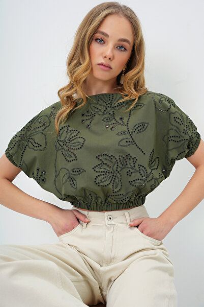 Trend Alaçatı Stili Γυναικεία μπλούζα με φαρδύ γιακά χακί Guipure Premium Crop υφαντή μπλούζα ALC-X13769