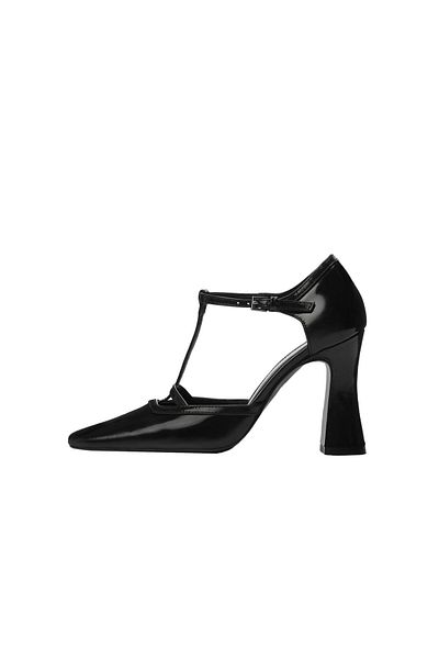 MANGO Woman Black Women's Classic Shoes 67040447