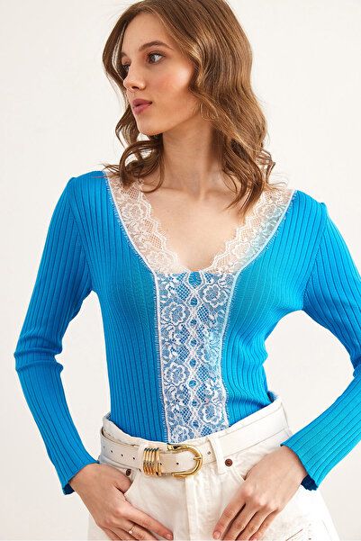 Olalook Синя мереживна трикотажна блузка на манжетах з ребристими деталями Жіночий одяг