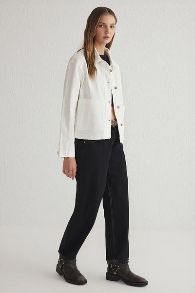 Trendyol Collection Weißer Oversize-Mantel TWOSS25MO00016