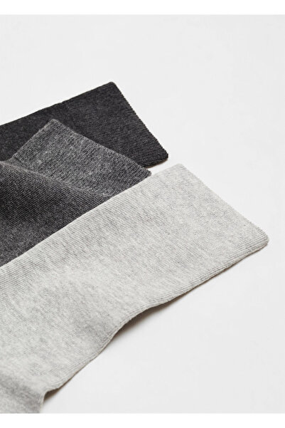 MANGO Graue Herrensocken 77114450