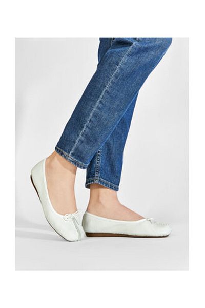 CLARKS Undefined Comfort cipők
