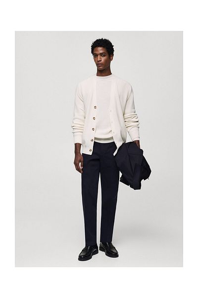 MANGO Man Gerippte Strickjacke mit Knöpfen