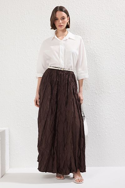 Trendyol Modest Brauner gewebter Rock aus gekräuseltem Stoff TCTSS25EE00016