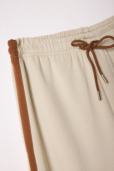 Trendyol Collection Φαρδιά ριγέ φούτερ σε χρώμα πέτρας - Sustainable TMNAW25EA00032