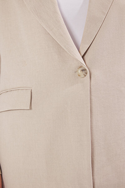 Trendyol Curve Μπουφάν μπεζ λινό υφαντό μεγάλου μεγέθους TBBSS25AG00010