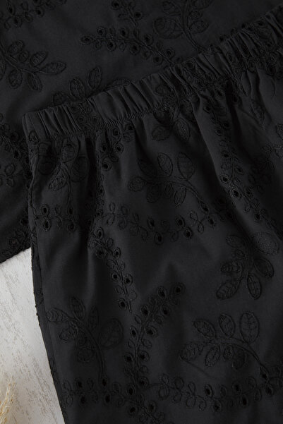 Trendyol Curve Black V-Neck Buttoned Embroidery Woven Pajamas Set Tbbss25Ai00054