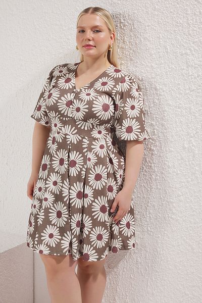 Trendyol Curve Multicolor V-Neck Balloon Sleeve Floral Print Knitted Plus Size Dress Tbbss25Ah00195