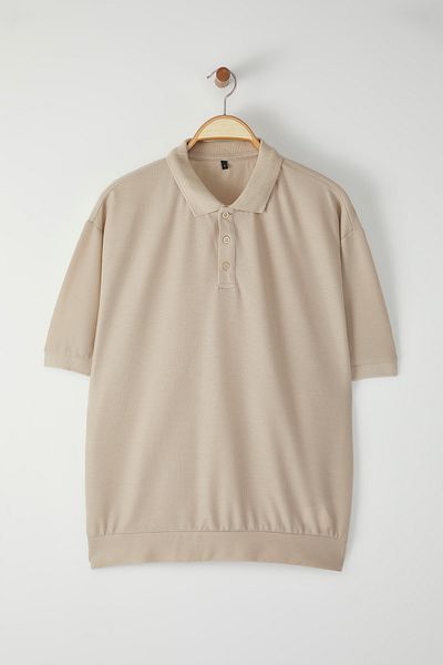 Trendyol Collection Strukturiertes Oversize-T-Shirt mit Polokragen – TMNSS25PO00003