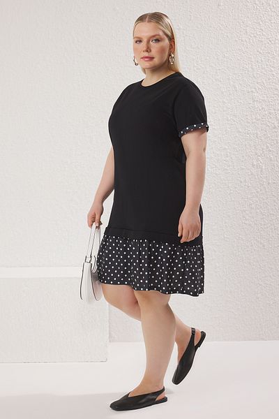 Trendyol Curve Πουά Μαύρο Πλεκτό Φόρεμα Plus Size - TBBSS25AH00190