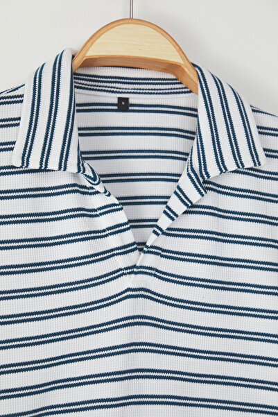 Trendyol Collection Limited Edition Ecru Regular Polo Neck Plain Knitted Polo Neck T-Shirt Tmnss25Po00004